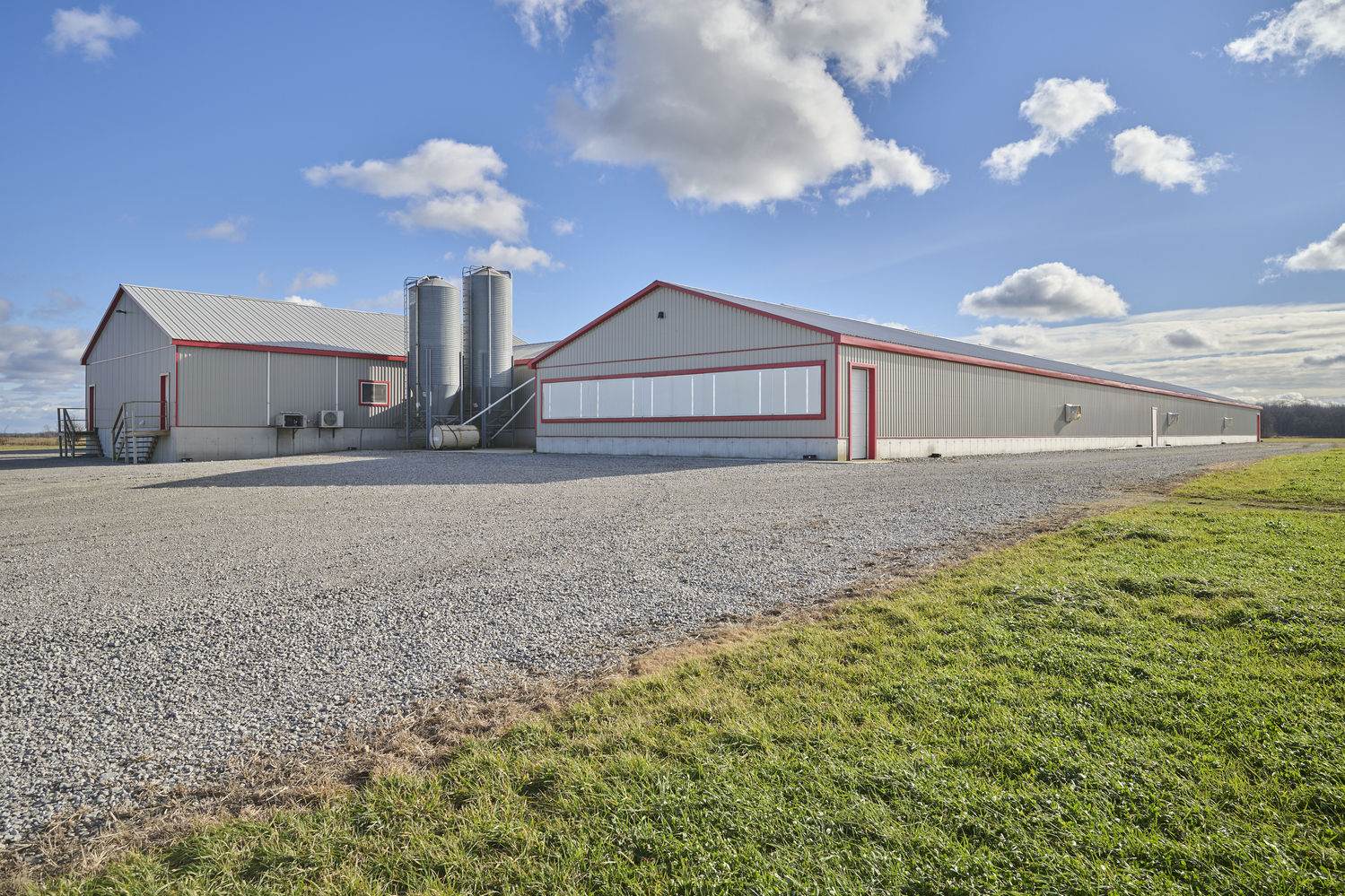 40' x 264' Twin Poultry Layer Barns, Lincoln 